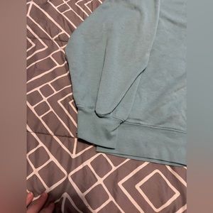 Ivory Ella light teal blue crewneck sweater size large